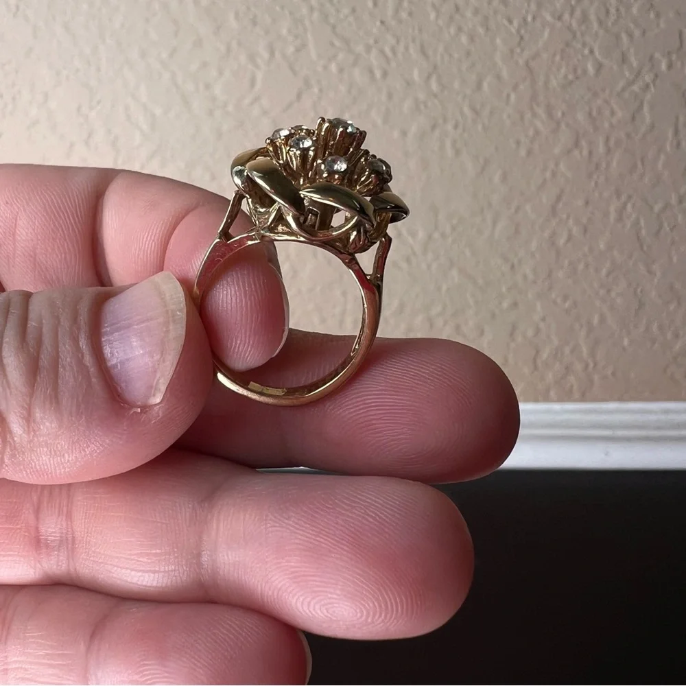 Vintage 18K Gold HGE Ring (Size 7 US) w 9 CZ Stones, Rosette Estate Jewelry, Flo - Picture 5 of 11